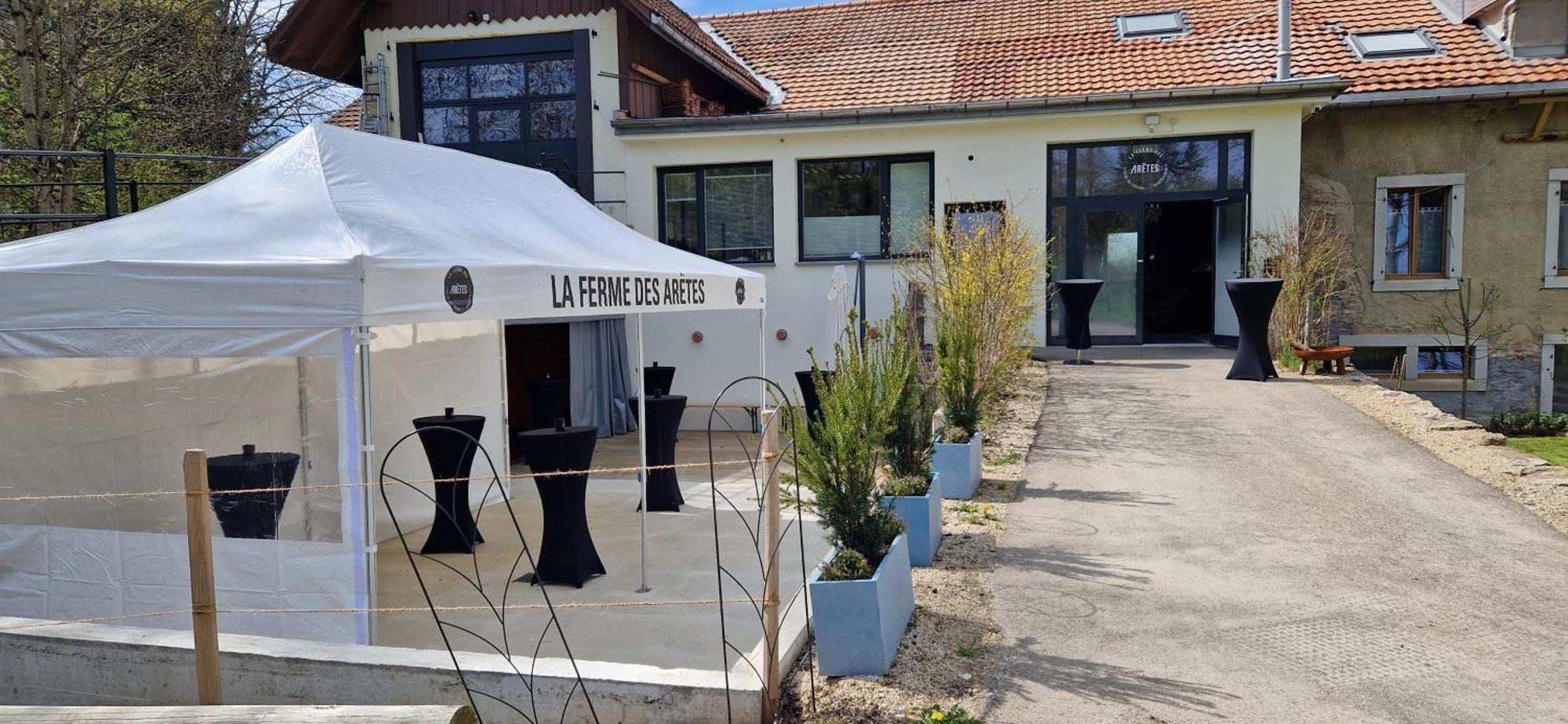 La Ferme Des Aretes Bed & Breakfast La Chaux De Fonds Dış mekan fotoğraf